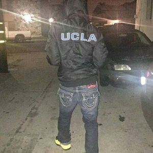 Meet your Posher, Destin